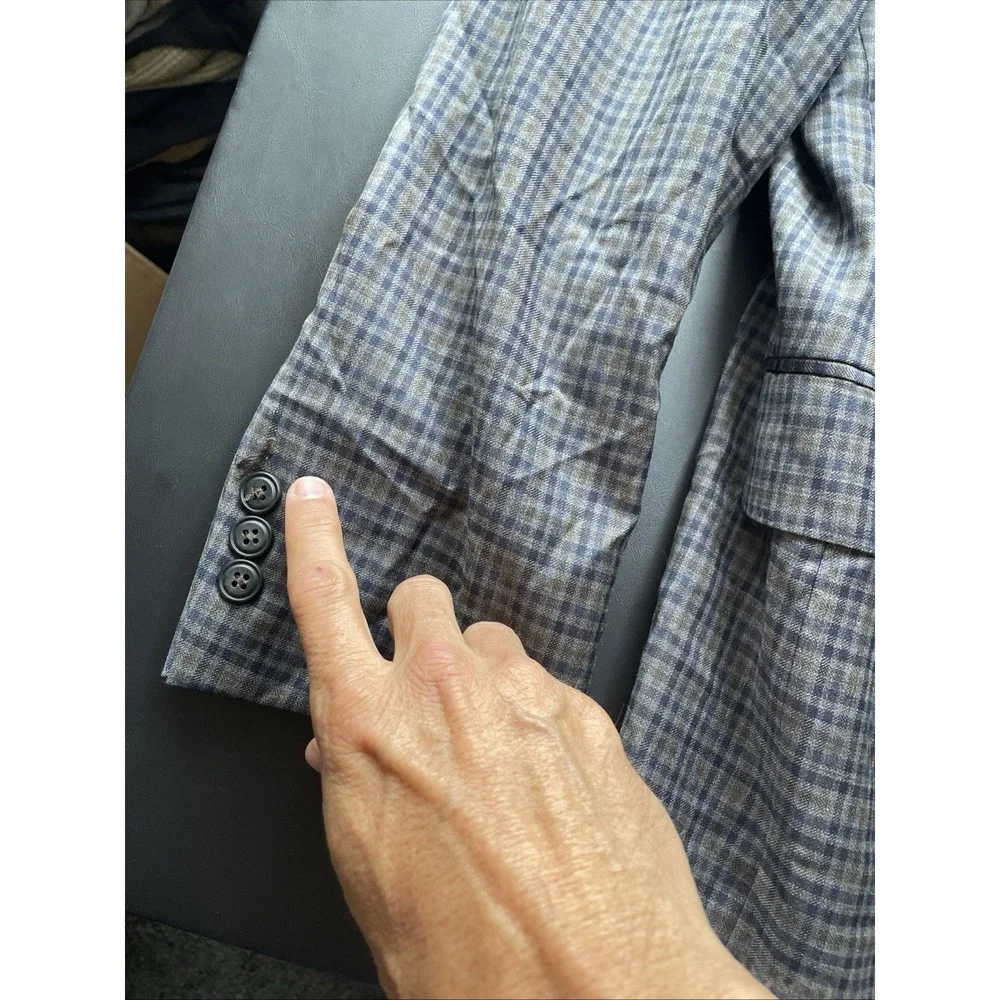 Samuelsohn Yardley 40S Wool Multi Blue Check Blazer Pockets sown shut